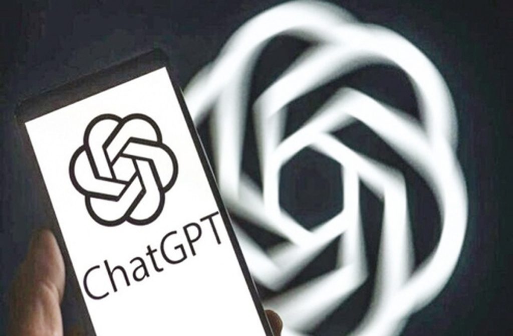 7 خانواده از شرکت OpenAI شکایت کردند و گفتند نسخهی GPT-4o بدون بررسیهای ایمنی لازم منتشر شده. چهار خانواده گفتن گفتوگو با ChatGPT منجر به خودکشی عزیزانشون شده و سه پروندهی دیگه از توهمات خطرناک و بستری شدن در بیمارستان روانی خبر میده. شاکیان میگن OpenAI برای رقابت با گوگل، مرحلههای تست ایمنی رو کوتاه کرده. در یکی از موارد، زین شمبلین 22 ساله بعد از گفتوگو با ChatGPT -که گفته شده او رو به خودکشی تشویق کرده- جانش رو از دست داده.